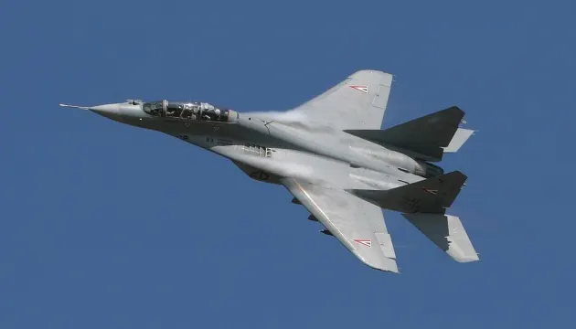 Російська авіація скоротила польоти над Чорним морем у десятки разів