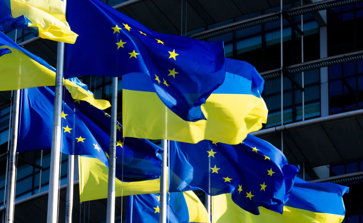 ЄС перекаже Україні 3,3 млрд євро на ракети й дрони