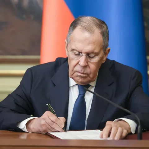 Лавров порівняв закриття російських дипмісій у Німеччині з передвоєнним періодом