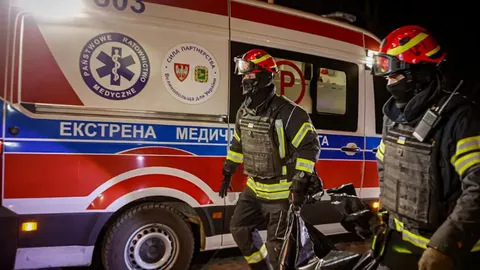 Нічна атака на Київ: поранення у чотирьох районах, постраждали двоє дітей