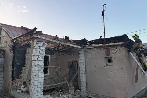 Росія випустила по Україні ракети та 267 дронів: сили ППО збили 233 цілі