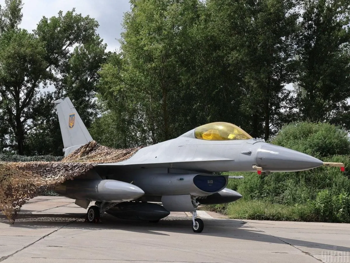 Пілот F-16: через дефіцит ракет винищувач стає «марним інструментом»