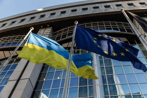 Експосол ЄС пропонує удари дронами по центру Москви