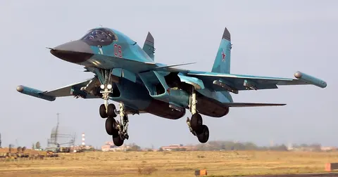 У Криму уражено російський Су-24 — ГУР