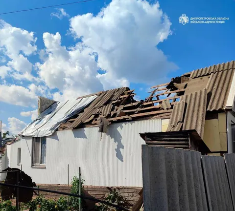 Атаки дронів і артилерії на Дніпропетровщині: п'ятеро загиблих, семеро поранених