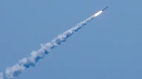 Росія вдарила по Україні ракетами й 129 дронами: влучання на 20 локаціях