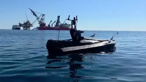 Румунський F-16 знищив морський дрон біля платформи Neptun Deep
