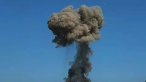 Атака «Shahed-238» на Миколаївщину: загинув водій, пошкоджено тролейбуси